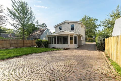 Tiny photo for 919 Greenwood Avenue, Deerfield, IL 60015 (MLS # 12708088)