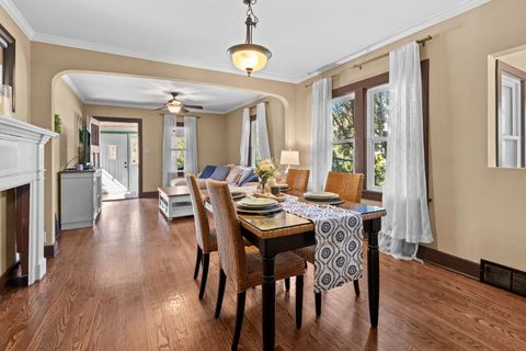 Tiny photo for 241 E Terra Cotta Avenue, Crystal Lake, IL 60014 (MLS # 12617895)