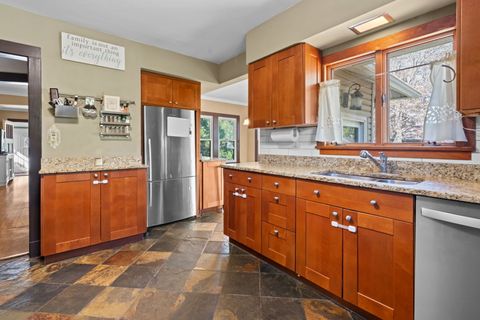 Tiny photo for 241 E Terra Cotta Avenue, Crystal Lake, IL 60014 (MLS # 12617895)