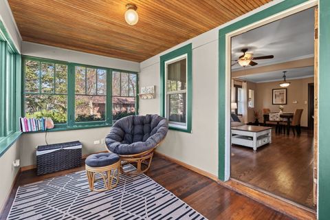 Tiny photo for 241 E Terra Cotta Avenue, Crystal Lake, IL 60014 (MLS # 12617895)