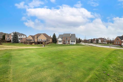 Tiny photo for 1 Open Parkway N, Hawthorn Woods, IL 60047 (MLS # 12557576)