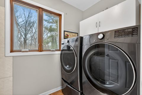 Tiny photo for 206 Griffin Place, Poplar Grove, IL 61065 (MLS # 12607229)