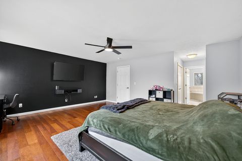 Tiny photo for 206 Griffin Place, Poplar Grove, IL 61065 (MLS # 12607229)