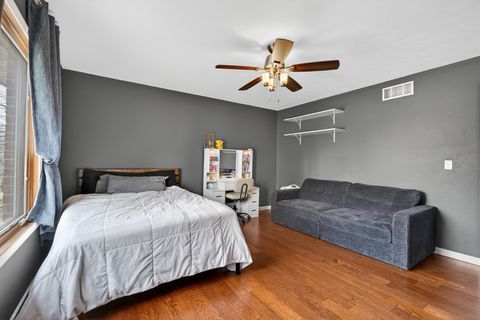 Tiny photo for 206 Griffin Place, Poplar Grove, IL 61065 (MLS # 12607229)