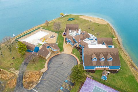 Tiny photo for 206 Griffin Place, Poplar Grove, IL 61065 (MLS # 12607229)