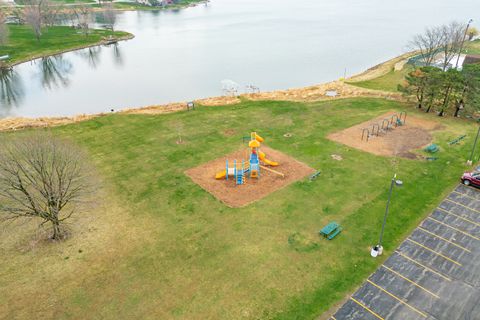 Tiny photo for 206 Griffin Place, Poplar Grove, IL 61065 (MLS # 12607229)