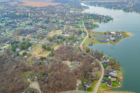 Tiny photo for 206 Griffin Place, Poplar Grove, IL 61065 (MLS # 12607229)