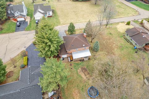 Tiny photo for 206 Griffin Place, Poplar Grove, IL 61065 (MLS # 12607229)