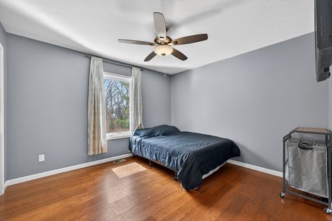 Tiny photo for 206 Griffin Place, Poplar Grove, IL 61065 (MLS # 12607229)