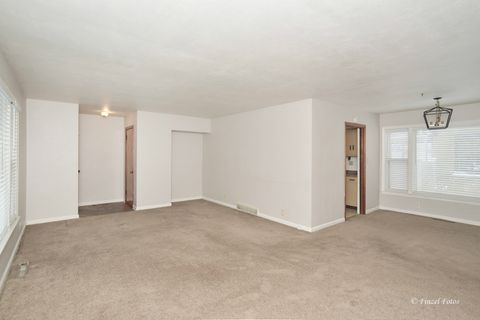 Tiny photo for 800 Morgan Street, Elgin, IL 60123 (MLS # 12547336)