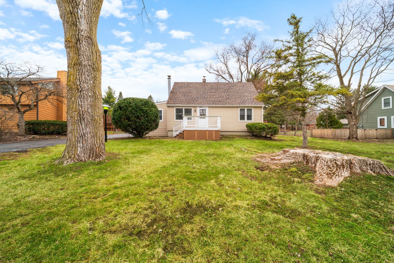 28w686 Townline Road