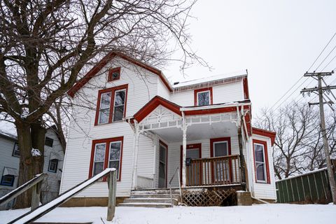 Photo of 309 S Walnut Avenue, Freeport, IL 61032 (MLS # 12450085) Photo of 309 S Walnut Avenue, Freeport, IL 61032 (MLS # 12450085)