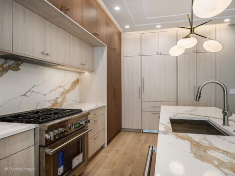 Tiny photo for 1951 W Dickens Avenue #3, Chicago, IL 60614 (MLS # 12761626)