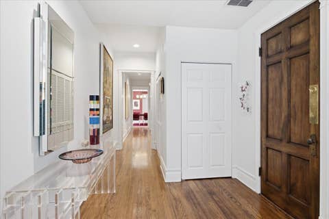 Tiny photo for 524 W Oakdale Avenue #2, Chicago, IL 60657 (MLS # 12708538)