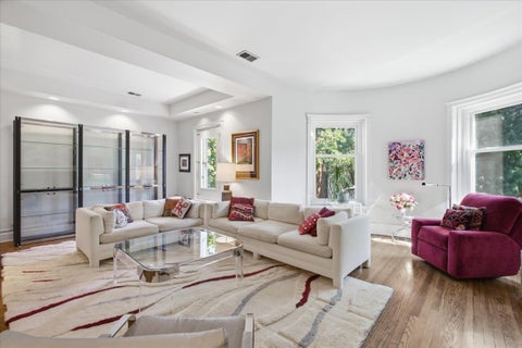 Tiny photo for 524 W Oakdale Avenue #2, Chicago, IL 60657 (MLS # 12708538)