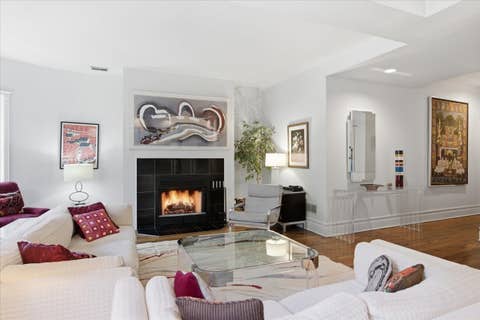 Tiny photo for 524 W Oakdale Avenue #2, Chicago, IL 60657 (MLS # 12708538)