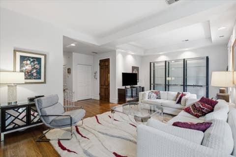Tiny photo for 524 W Oakdale Avenue #2, Chicago, IL 60657 (MLS # 12708538)