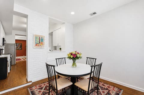 Tiny photo for 524 W Oakdale Avenue #2, Chicago, IL 60657 (MLS # 12708538)