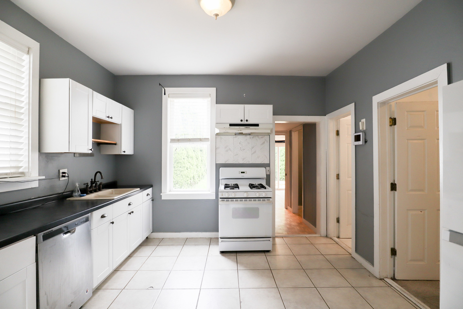 2940 W 38th Street