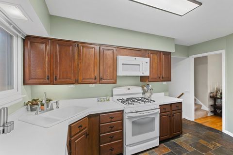 Tiny photo for 816 Holmes Avenue, Deerfield, IL 60015 (MLS # 12651776)