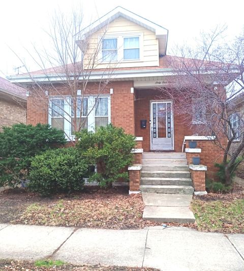 Photo of 6111 W Byron Street, Chicago, IL 60634 (MLS # 12488753)
