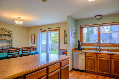 Tiny photo for 1000 Sandalwood Lane, Crystal Lake, IL 60014 (MLS # 12503179)