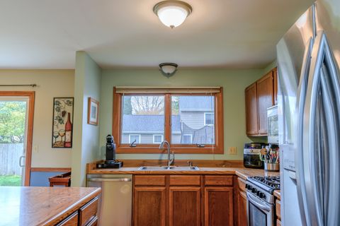 Tiny photo for 1000 Sandalwood Lane, Crystal Lake, IL 60014 (MLS # 12503179)