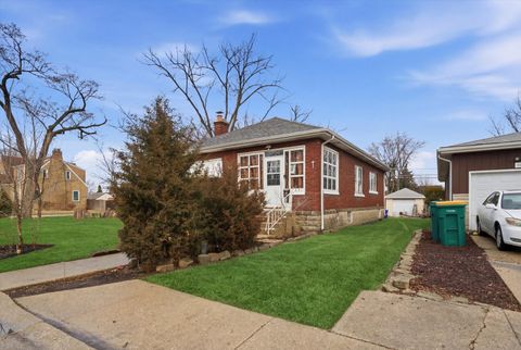 Tiny photo for 1321 Colorado Avenue, Joliet, IL 60435 (MLS # 12592460)