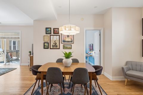 Tiny photo for 2547 N Clark Street #2N, Chicago, IL 60614 (MLS # 12613895)