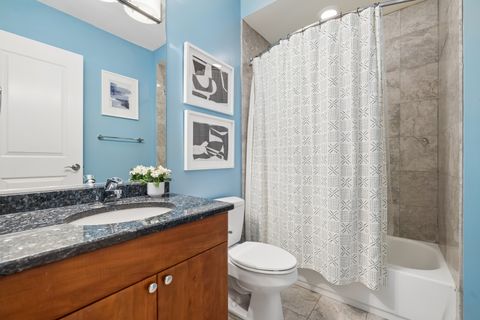 Tiny photo for 2547 N Clark Street #2N, Chicago, IL 60614 (MLS # 12613895)