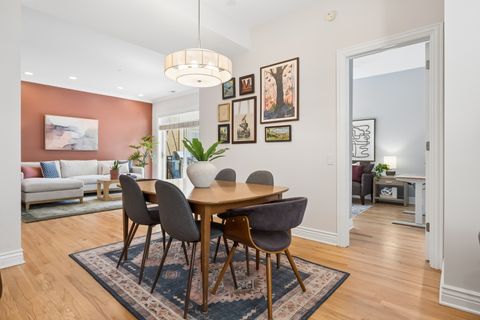 Tiny photo for 2547 N Clark Street #2N, Chicago, IL 60614 (MLS # 12613895)