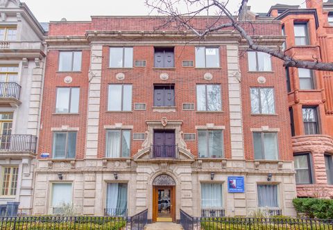 1504 N Dearborn Parkway 107 Chicago IL 60610