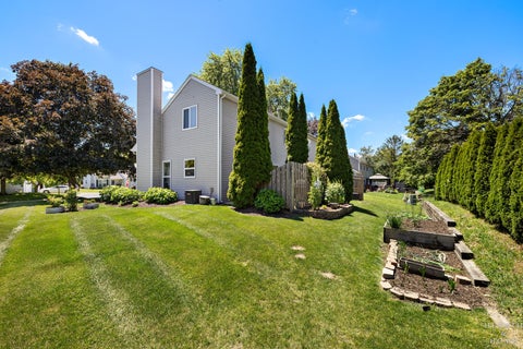 Tiny photo for 2307 Aspen Drive, Woodstock, IL 60098 (MLS # 12662862)