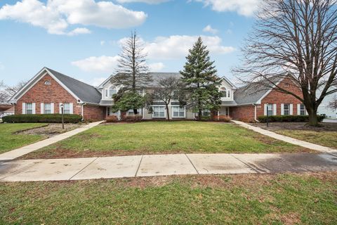 Photo of 5S530 Scots Drive #18G, Naperville, IL 60563 (MLS # 12587001)