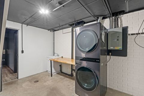 Tiny photo for 214 S 3RD Street, Le Claire, IA 52753 (MLS # 12589585)