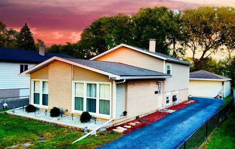 16637 Paulina Street Markham IL 60428