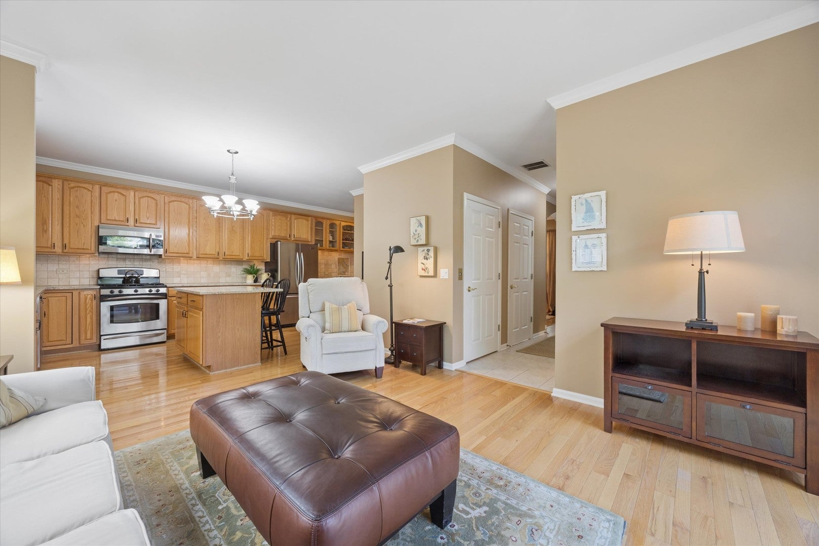 621 Dunhill Lane