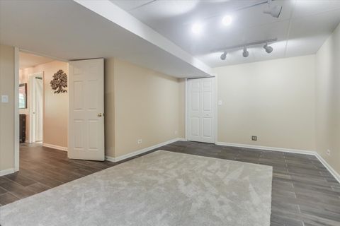 Tiny photo for 970 LONGMEADOW Court, Lake Barrington, IL 60010 (MLS # 12433265)