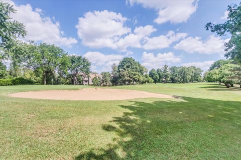 Tiny photo for 970 LONGMEADOW Court, Lake Barrington, IL 60010 (MLS # 12433265)