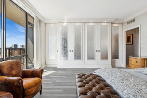 Tiny photo for 1040 N Lake Shore Drive #26B, Chicago, IL 60611 (MLS # 12499435)