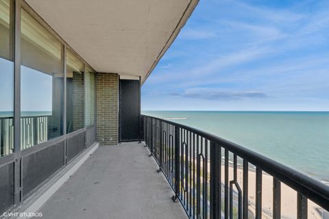 Tiny photo for 1040 N Lake Shore Drive #26B, Chicago, IL 60611 (MLS # 12499435)