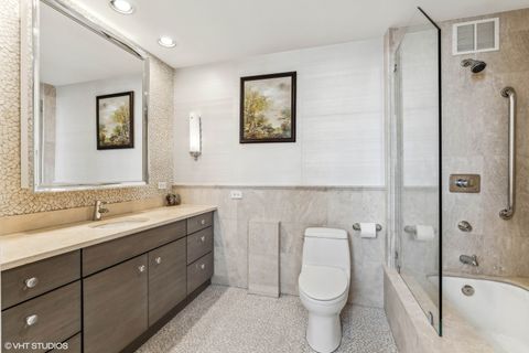 Tiny photo for 1040 N Lake Shore Drive #26B, Chicago, IL 60611 (MLS # 12499435)