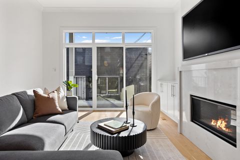 Tiny photo for 2433 W Cuyler Avenue, Chicago, IL 60618 (MLS # 12550579)