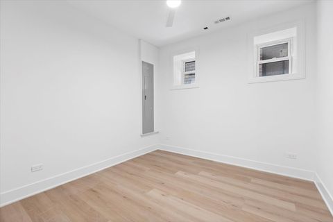 Tiny photo for 2433 W Cuyler Avenue, Chicago, IL 60618 (MLS # 12550579)