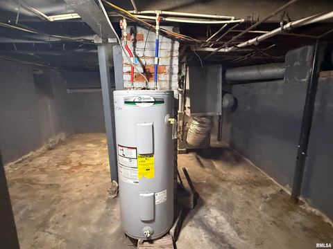 Tiny photo for 1100 CATHERINE Street, Metropolis, IL 62960 (MLS # EB459718)