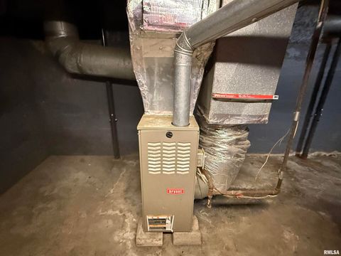 Tiny photo for 1100 CATHERINE Street, Metropolis, IL 62960 (MLS # EB459718)