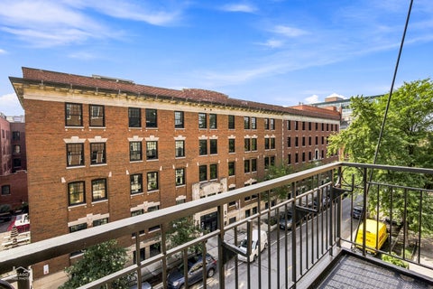 Tiny photo for 1500 W MONROE Street #411, Chicago, IL 60607 (MLS # 12753679)