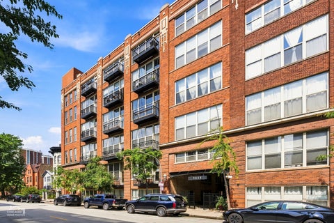 Photo of 1500 W MONROE Street #411, Chicago, IL 60607 (MLS # 12753679)
