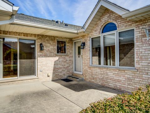 Tiny photo for 16139 Lake Villa Avenue, Tinley Park, IL 60477 (MLS # 12486971)