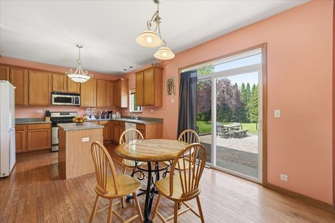 Tiny photo for 170 Cobbler Court, Sugar Grove, IL 60554 (MLS # 12576655)
